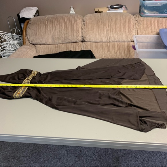 Beautiful Dress in brown with waist detailing Sz S, excellent condition - Picture 6 of 6